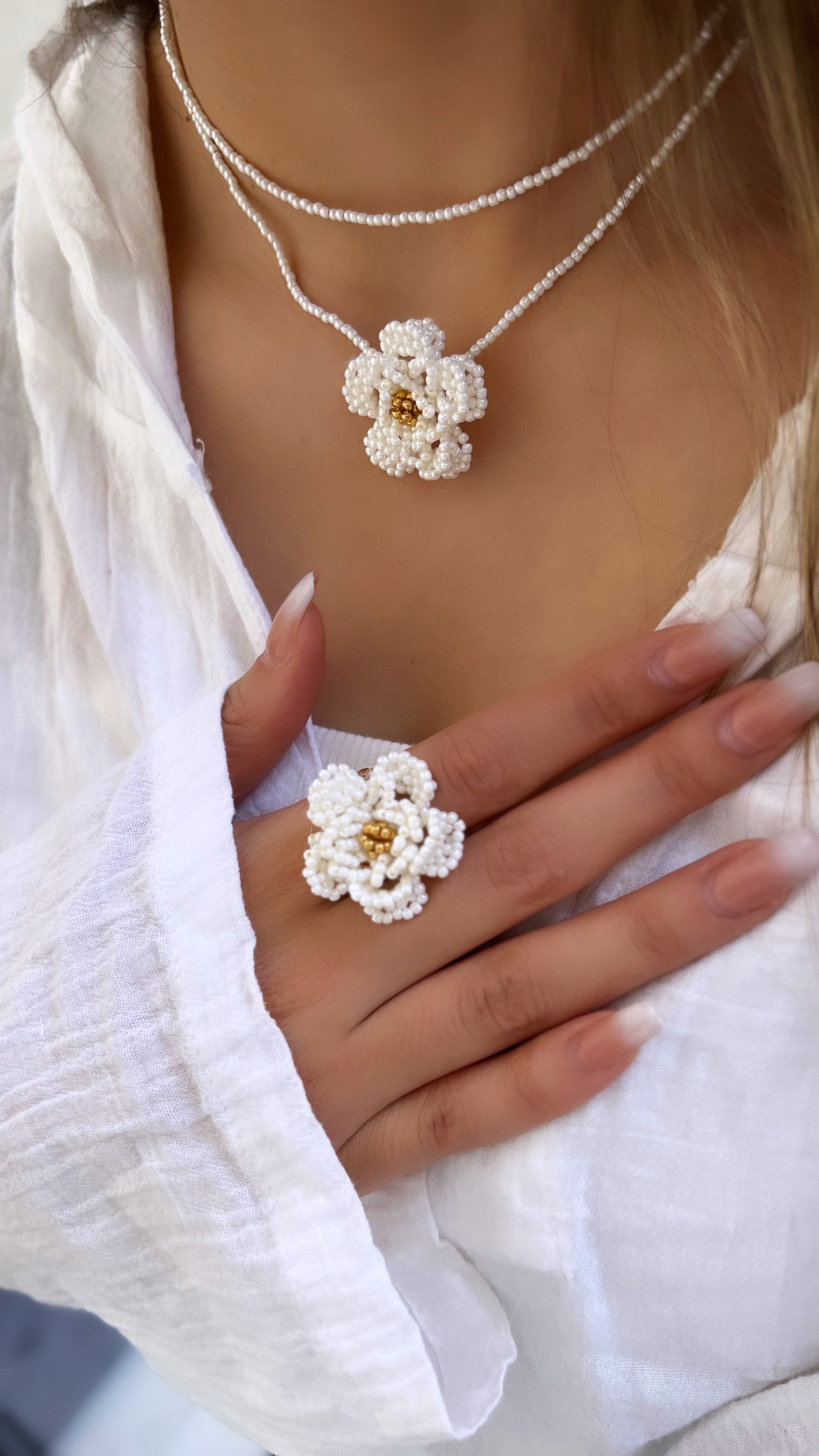 ست گردنبند و انگشتر زنانه گل دار