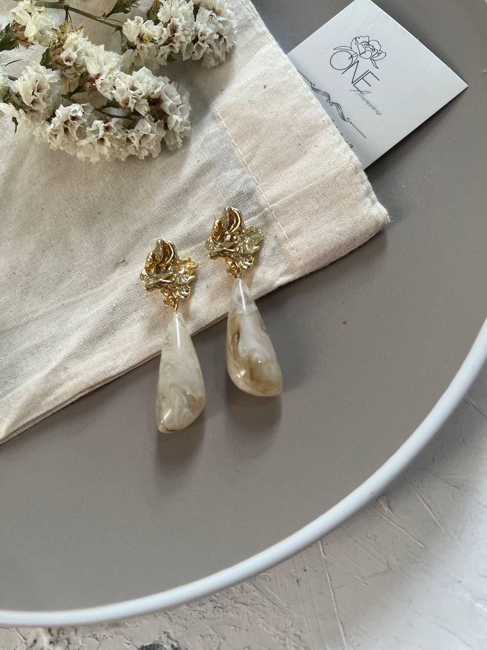 گوشواره زنانه رزینی کالکشن جدید پاییز ضد حساسیت